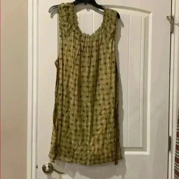 Max Studio dress 👗 - Picture 2 of 9